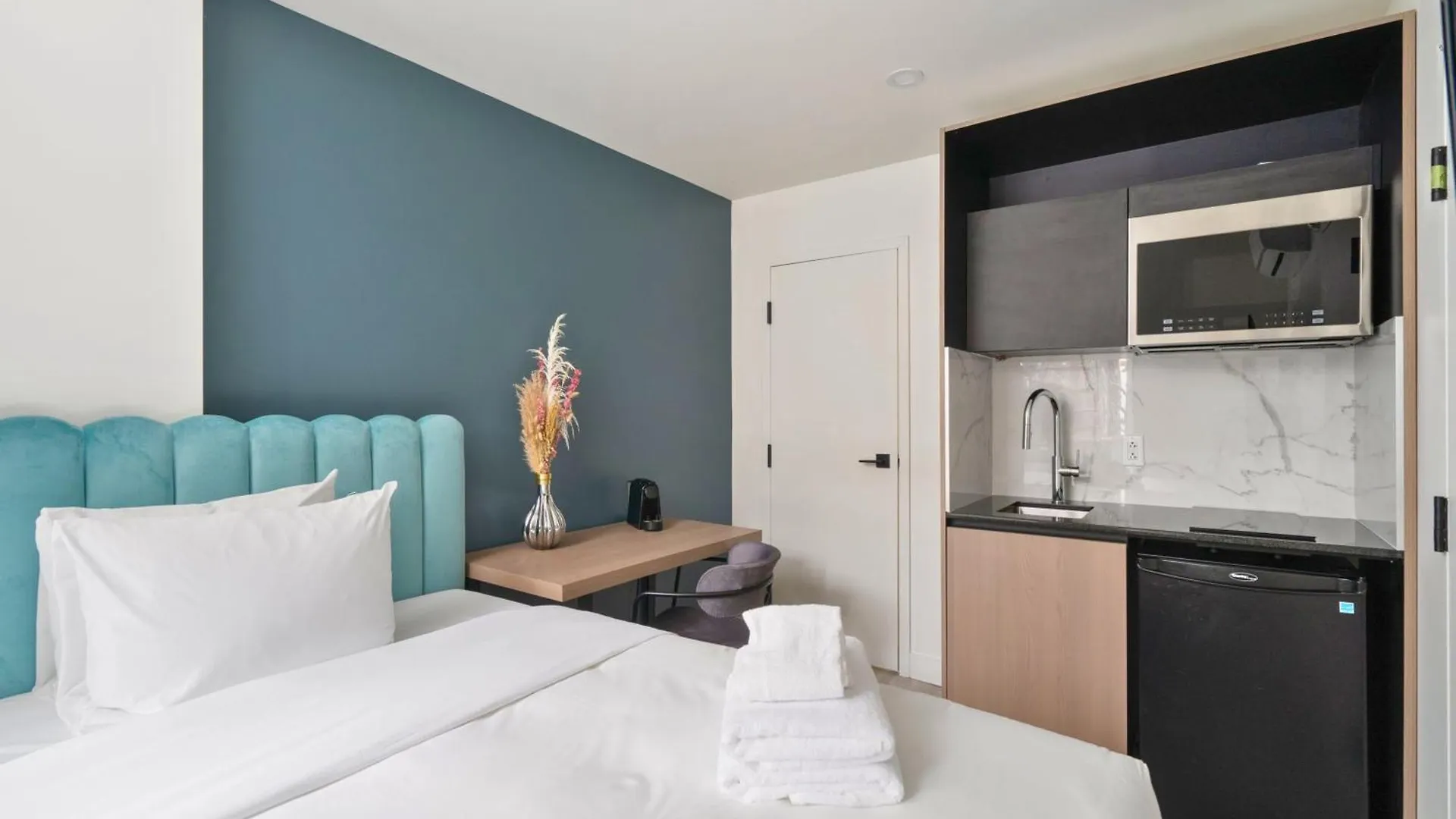 الشقق الفندقية مونتريالفي  Clouds Lofts - Quartier Latin شقة فندقية