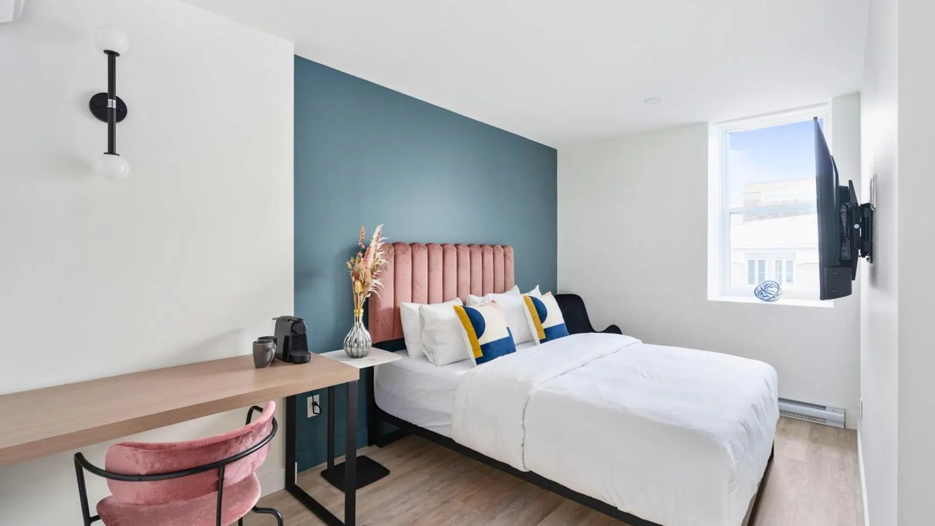 Clouds Lofts - Quartier Latin Aparthotel Montreal